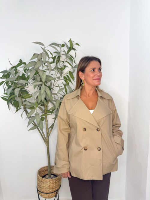 Gabardina Beige Corta