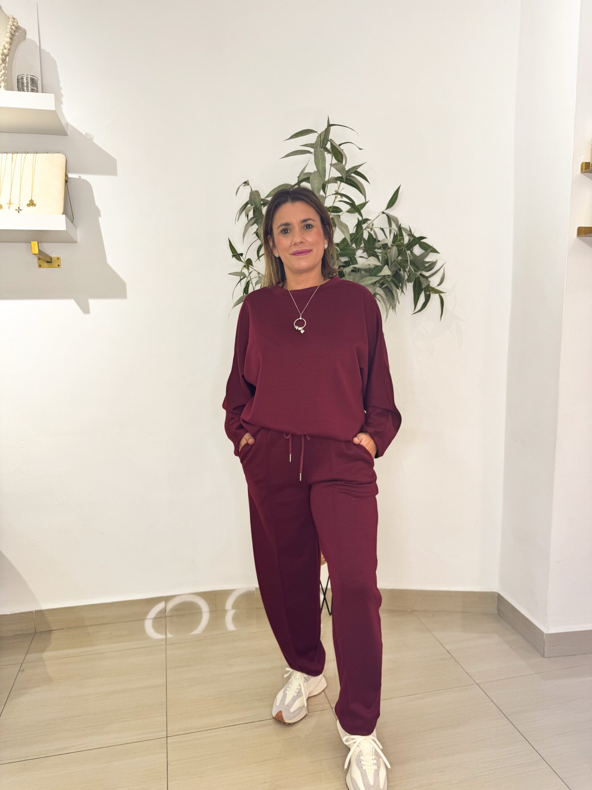 Conjunto Comfy Burdeos - Imagen 2