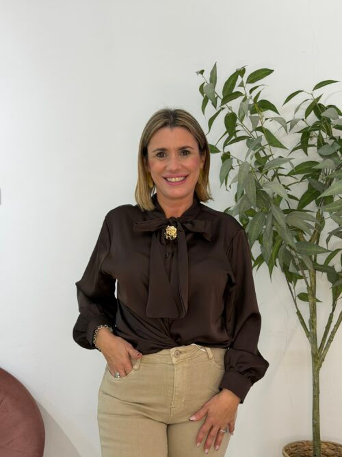 Camisa Satinada Broche Chocolate